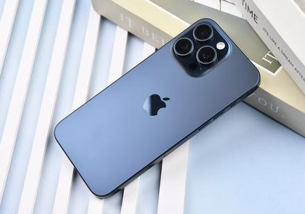 神湾镇苹果维修点分享iPhone 15 Pro Max屏幕更换全新实操风险 